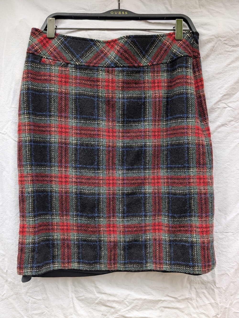 LL Bean Wool Scottish Andover Tartan Plaid Skirt Red, Green, Black Sz 10 (8)
